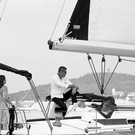 Apartment Sailing *